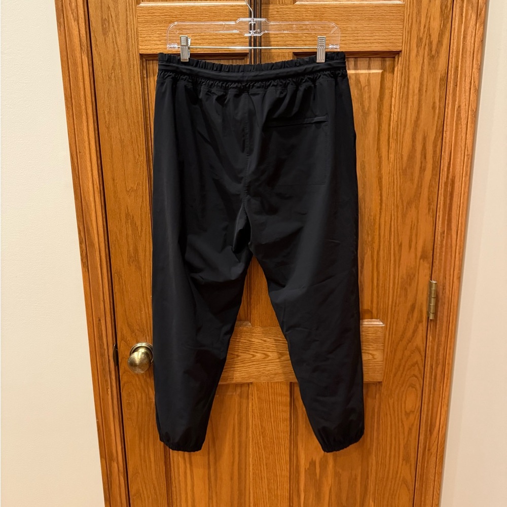 Vuori Miles Jogger Black, L - Picture 9 of 11